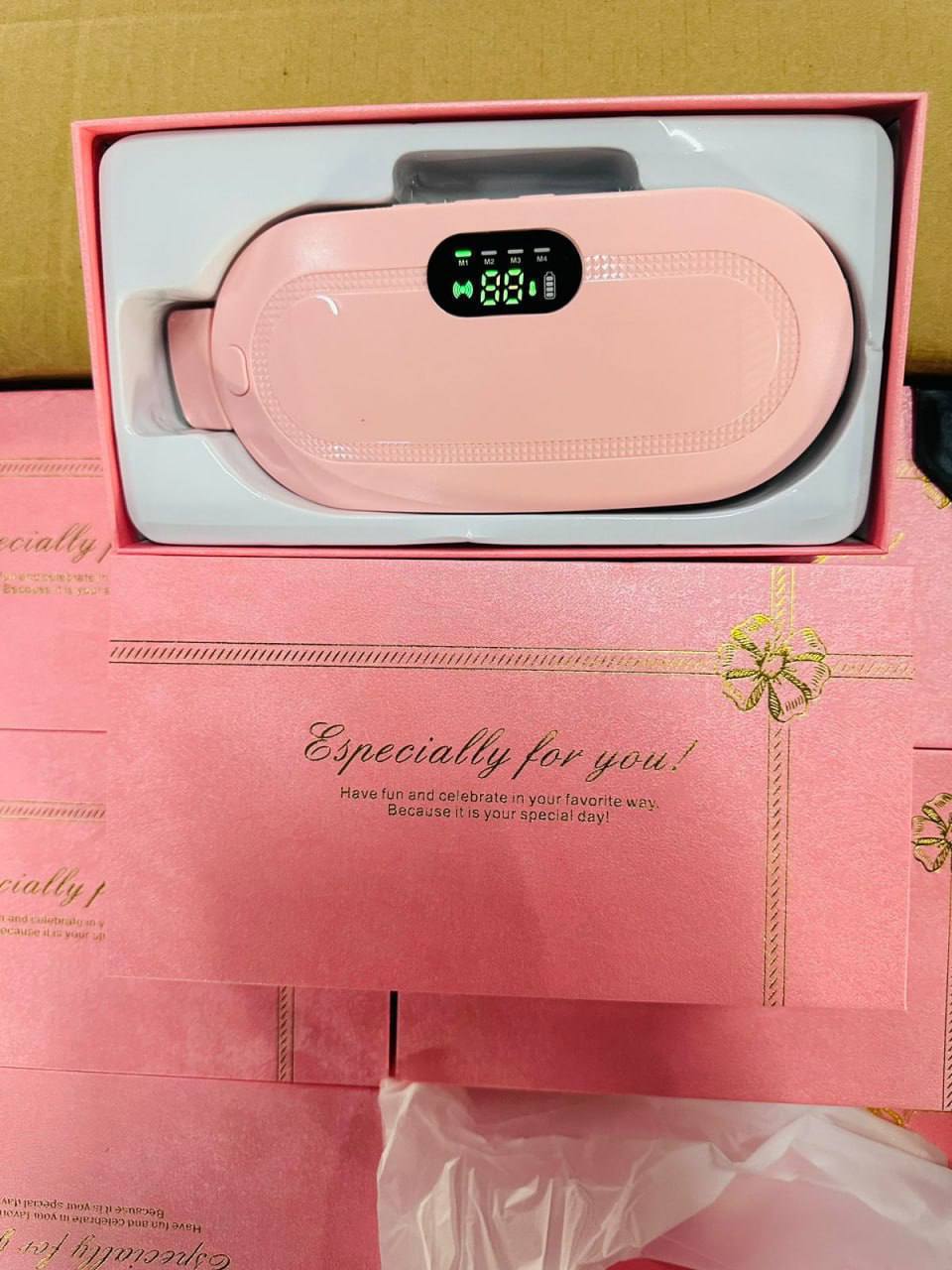 Portable Cordless Heating Pad for Menstrual Cramps Relief, for Stomach, 3-Speed Temperature Adjustment and -Speed Massage Modes, Back and Belly Heating Pad for Women